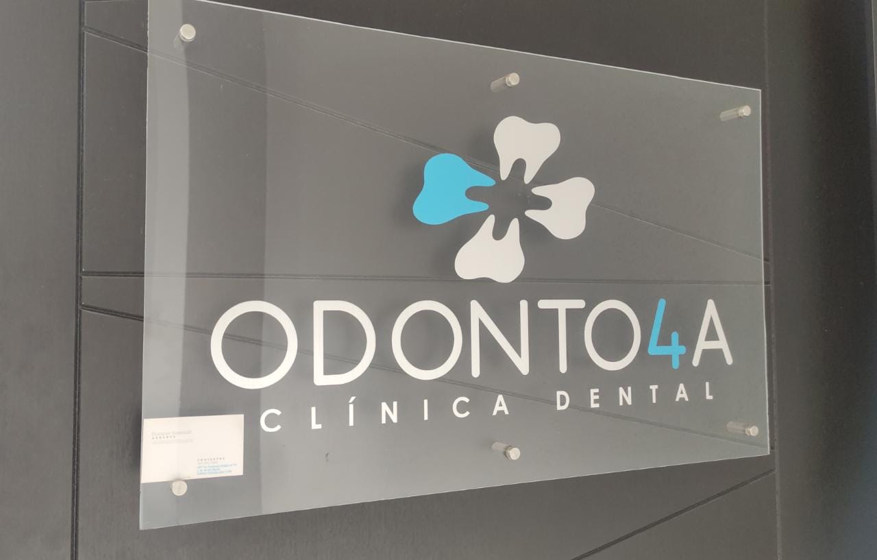 Clínica Dental ODONTO4A